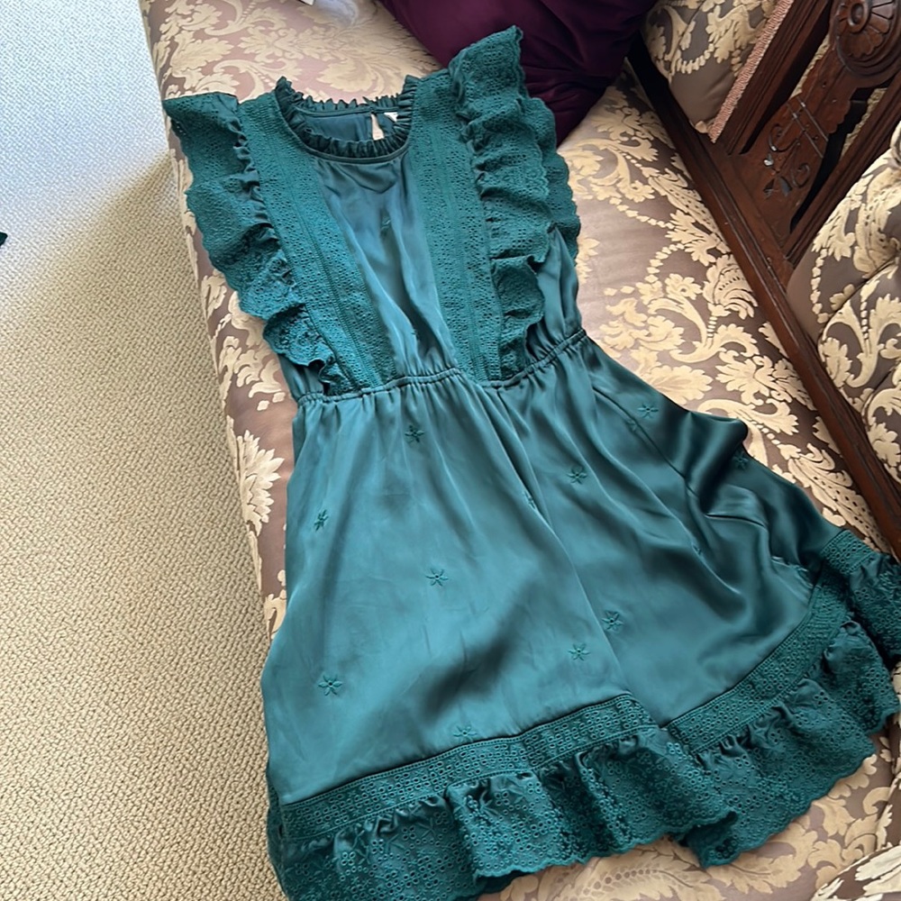 Size xs aritzia dress